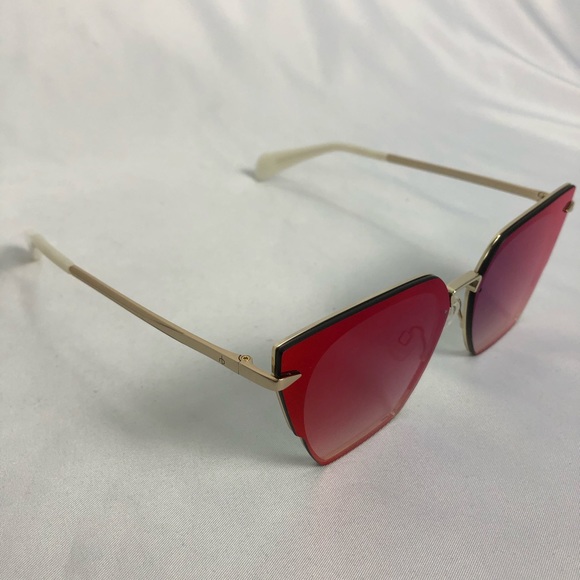 New RAG & BONE cat eye sunglasses - Picture 3 of 8